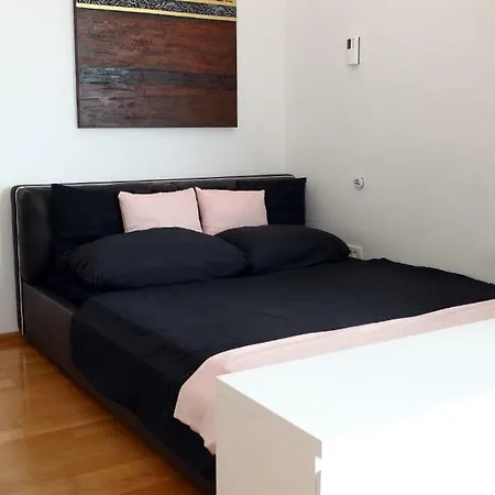 아파트 Elite Nokturno Sea-view Studio Nik