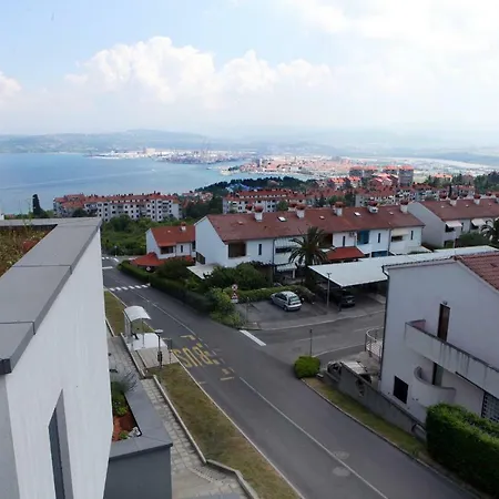 Elite Nokturno Sea-view Studio Nik *